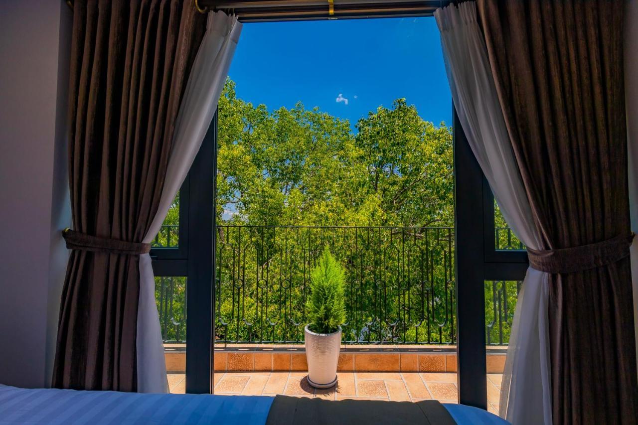 Khanh Uyen 3 Hotel & Apartment Da Lat Buitenkant foto